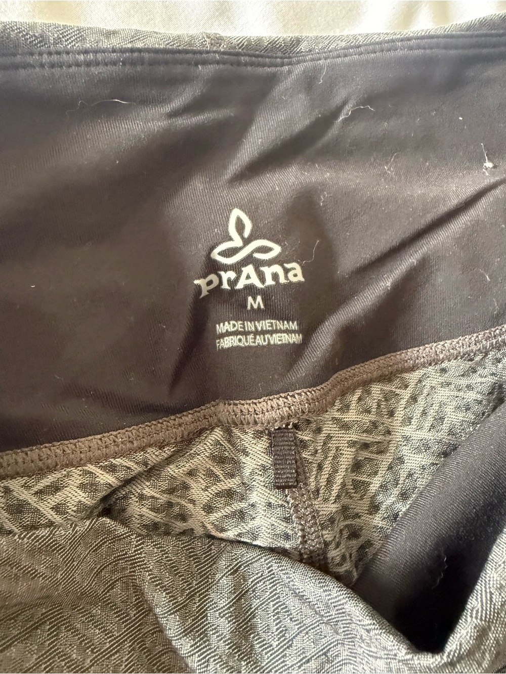 Prana Grey Jacquard Crop Ruched Leggings - Size M - Picture 2 of 7